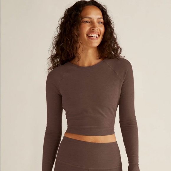 NWT Beyond Yoga Spacedye Enlighten Cropped Pullover in Truffle Heather - Picture 2 of 7